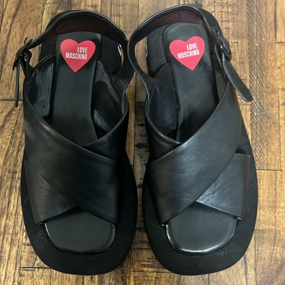 Love Moschino Sandals Black leather crossover pattern with buckle closure sz 38 - Picture 13 of 15